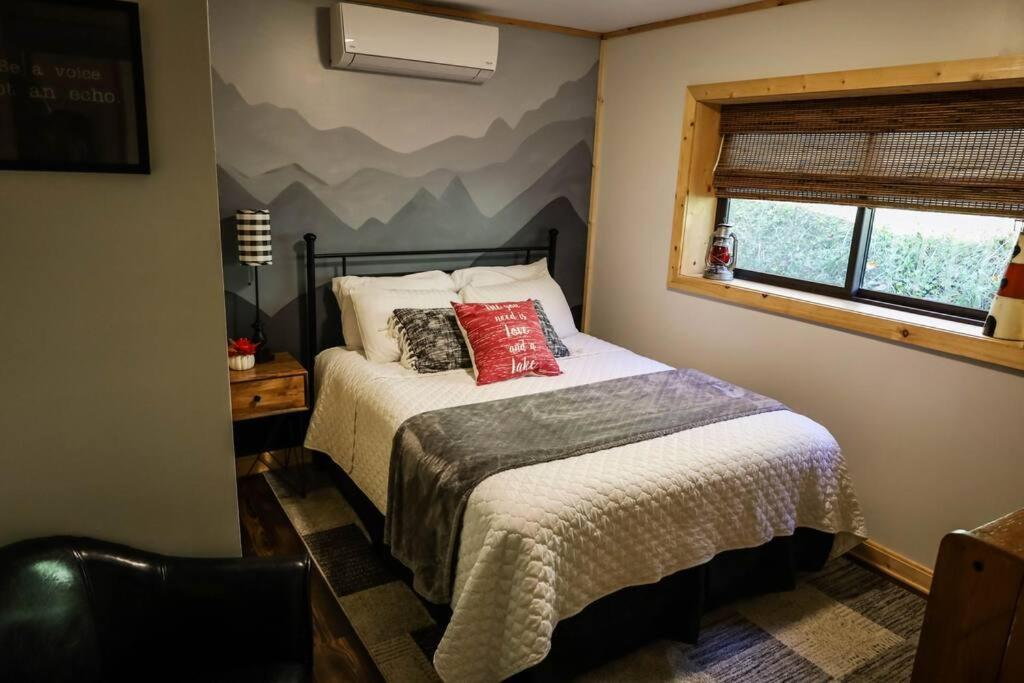 Cabin At The Cove At Watauga Lake Butler Экстерьер фото